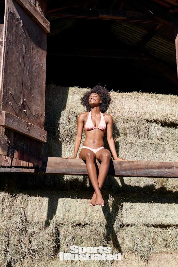 X163463_TK2_00612WMweb